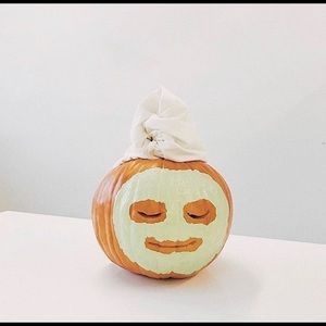 Meet your Posher, Pany